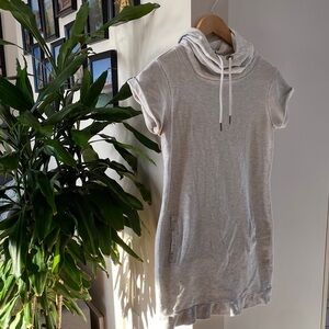 Robe style hoodie long gris pale Simons Light Gray Hooded Sweatshirt Dress